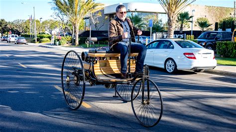 1886 Benz Patent Motorwagen Driving The Worlds First Car Cnnmoney