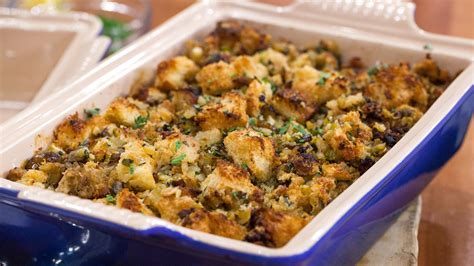 How To Make Sausage Stuffing For Thanksgiving Today Com
