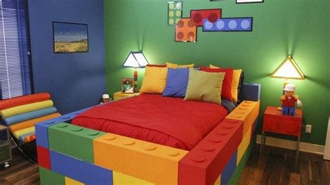 Clay's lego corner creation station: Lego-themed bedroom ideas | The Owner-Builder Network