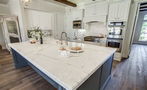 Labs are available in 2 cm that are suitable for backsplashes and walls or in 3 cm for countertops and floors. Related image | Marble countertops kitchen, Kitchen ...