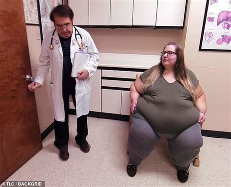 obese woman sheds 256lbs after her weight soared to 691lbs daily mail online