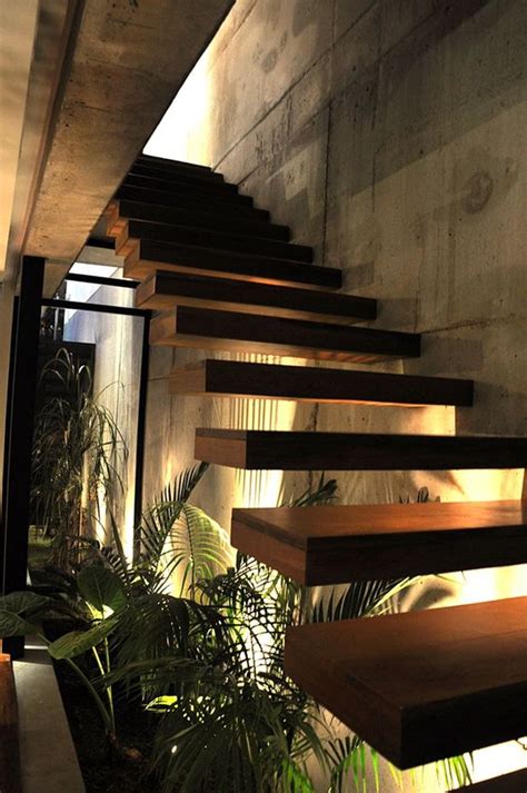 escadas de madeira residenciais internas modelos fotosso