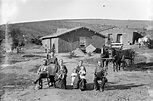 Frischkorn Family sod house - 1888 | Oregon trail, History photos ...