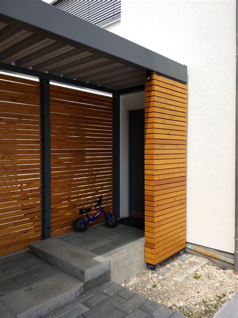 Gropius regarded the period following wwi as a catastrophe of world history and sought a remedy to the destruction with his utopian vision. Eingangsüberdachung Vordach Design Bauhaus | Vordach ...