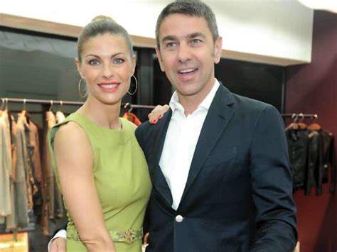 Billy costacurta and martina colombari were struck by a serious mourning: Martina Colombari e Billy Costacurta 11 anni di matrimonio