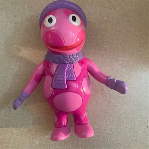 Nickelodeon Toys Nickelodeon Backyardigans Arctic Uniqua Pink