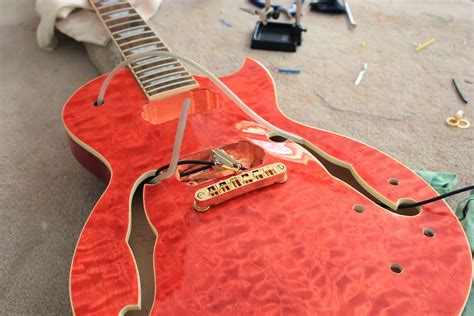 Guitar Kit Builder Les Paul Florentine Polishing Done Hardware Installed
