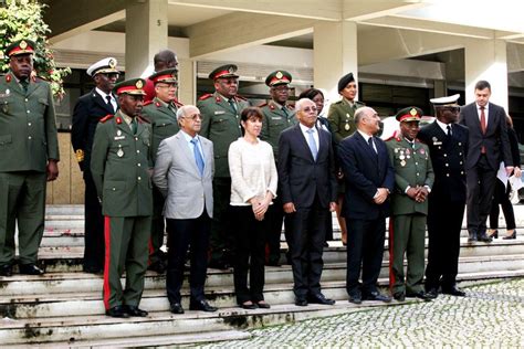 Embaixada Da República De Angola Em Portugal Ministro De Defesa Destaca Excelência Da