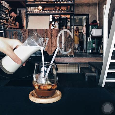 Atlantis pool villa @ tambun ipoh, homestay d'silibin, hotel time, citrus hotel johor bahru by compass hospitality. Top Johor Bahru Cafes - Best Cafes in Jalan Tan Hiok Nee ...