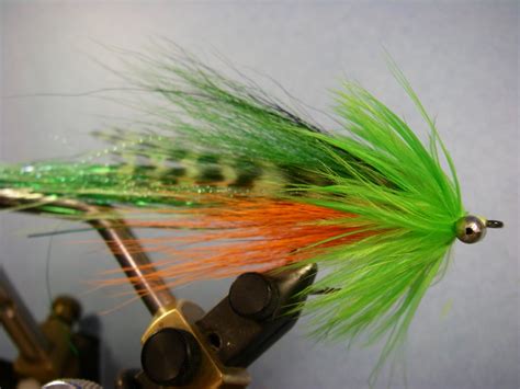 How To Tie The Flashtail Whistler Fly Pattern Current Works