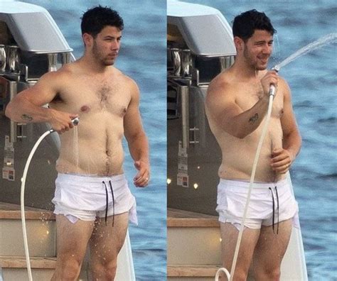 Nick Jonas Shirtless Photos Go Viral Netizens Want To Play With His