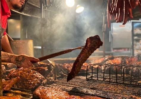 Holy Cow 7 Best Bbq Spots In The Hill Country