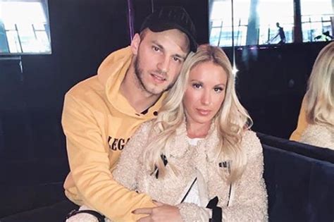 Check out his latest detailed stats including goals, assists, strengths & weaknesses and match ratings. Marko Arnautovic Wiki 2020 - Girlfriend, Salary, Tattoo ...