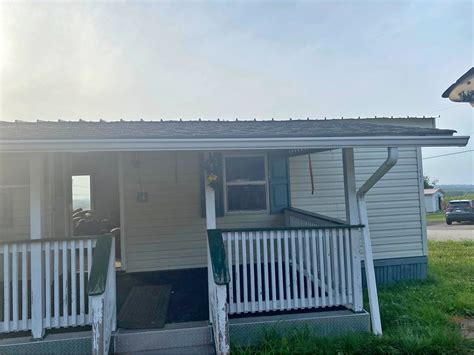 2 Beds 1 Bath - House - Property Rentals - Mount Pleasant, Pennsylvania