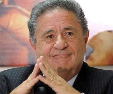 Murió josé pampuro, exfuncionario de duhalde y kirchner. Eduardo Duhalde Biography - Childhood, Life Achievements ...