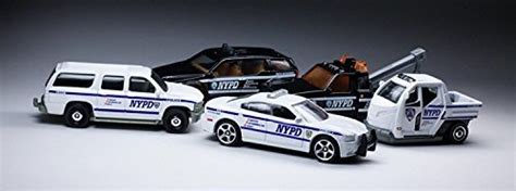Qoo10 Hot Wheels Police Pursuit 2016 5 Pack Nypd Matchbox Police