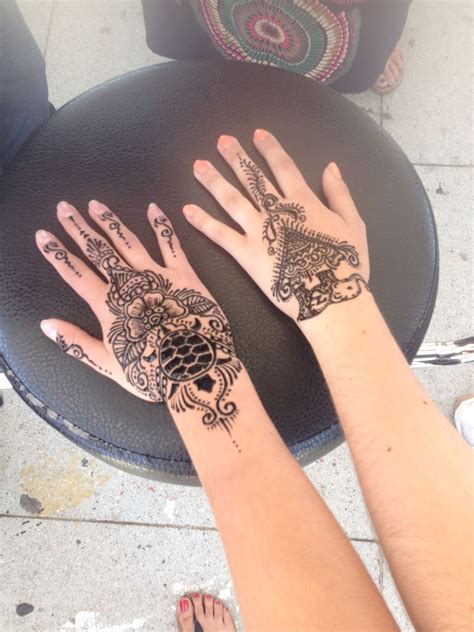 We showcase our favorite examples and explain the meaning behind them. Henna, Venice beach, CA ~Jamie Hank (With images) | Henna ...