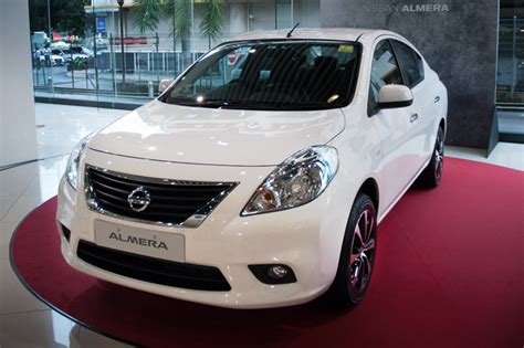 Modified nissan almera with cream colour combination. 🚗 Новый кузов Nissan Almera 2018: комплектации, цена и ...