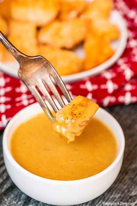 Turn the heat on low and let it simmer for 20 minutes, stirring a few times. Copycat Chick fil a Sauce Recipe - easy chick-fil-a sauce ...