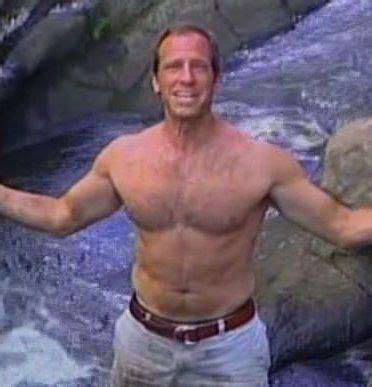 Mike Rowe Dirty Jobs Yes I Think He S Hot Michael Rowe Michael