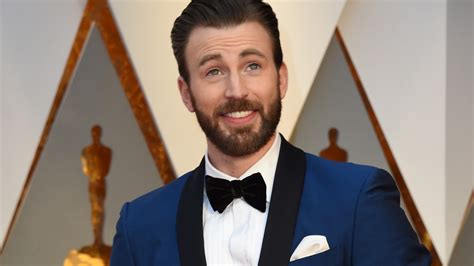 Chris Evans Had The Best Response To His Nude Photo Incident Glamour