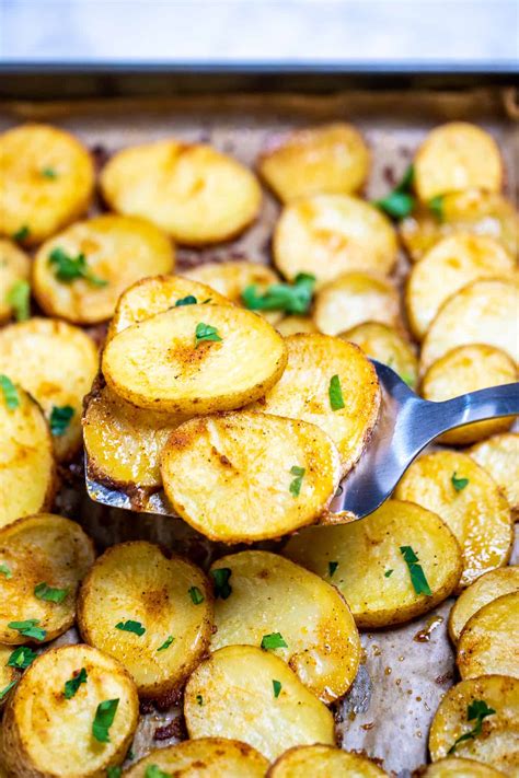 Baked Potato Slices • Dishing Delish