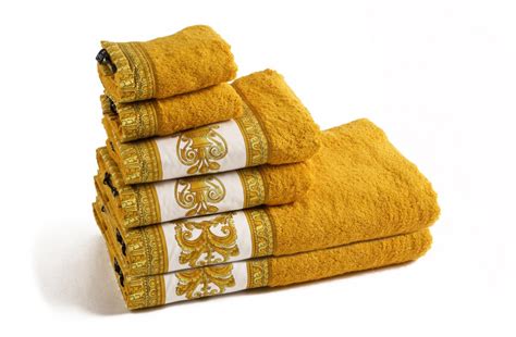 Soft bath towels, oversized bath sheets and plush towel sets on credit! BAROCCO TOWEL SET GOLD | VERSACE HOME Australia