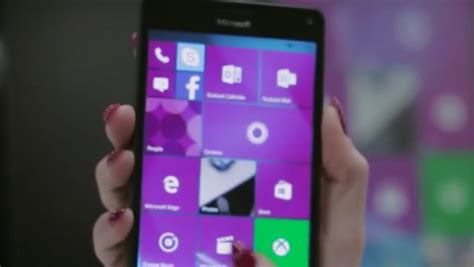 Приложение Люди в последней сборке Windows 10 Mobile получило