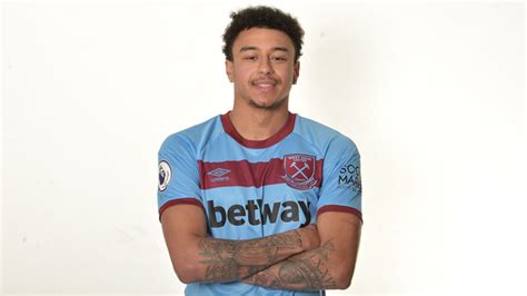 West Ham Sign Jesse Lingard On Loan From Manchester United Sport Grill