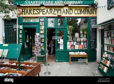 Exterior View Of Historic Shakespeare And Company Bookstoreparis