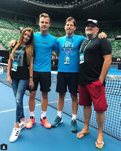 On this site you'll able to watch marton fucsovics streams easy and. Ő Fucsovics Márton gyönyörű menyasszonya - Romantikus ...