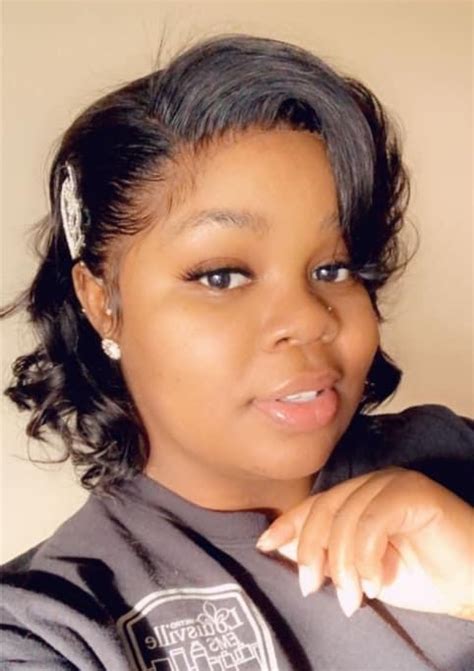 1 Person Fatally Shot At Breonna Taylor Protest In Kentucky Cbc News