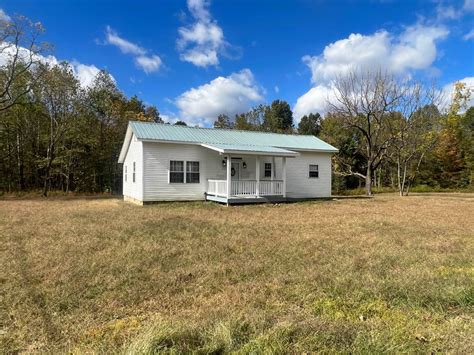 NEW LISTING***** Hunter's... - Five Star Realty