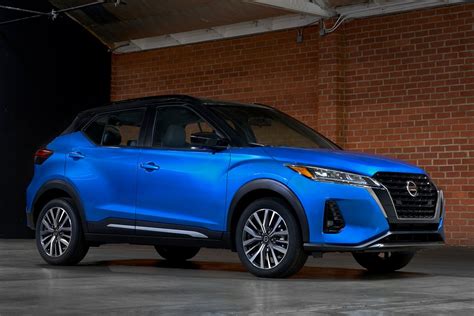 For the 2021 model, the new nissan kicks is getting a completely new front fascia, along with a slightly updated rear as yes, nissan kicks was introduced in 2016 as a replacement for the nissan juke. 2021 Nissan Kicks Review - Autotrader