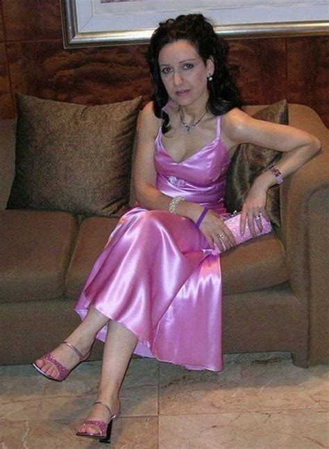 Pin By Michael Göke On Satin Kleider Silk Satin Dress Satin Dresses Pink Satin Dress