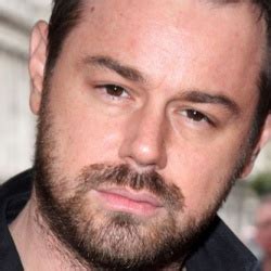 The height of a person is determined by a combination of genetics and there are also some very simple, but less accurate, methods available. Danny Dyer Height in feet/cm. How Tall