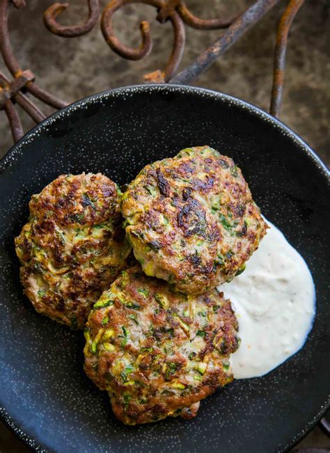 Spicy Turkey And Zucchini Burger Turkey Burger Patties With Grated