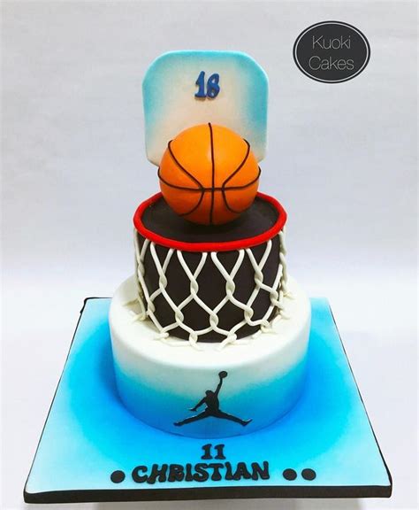 Basketball Cake Decorated Cake By Donatella Cakesdecor