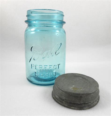 Vintage Blue Ball Perfect Mason Jar Zinc Porcelain Lid Pint