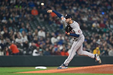 MLB Roundup Justin Verlander Throws 8 Shutout Innings Reuters