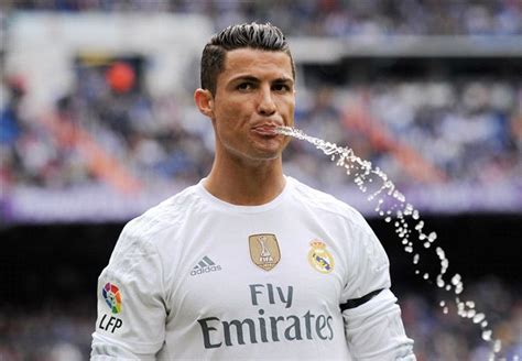 11 Awesome Pictures Of Cristiano Ronaldo Awesome 11