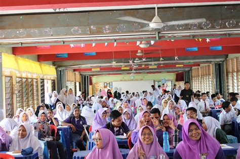 Con busbud, comparar y reservar billetes de autobús que vayan de rantau panjang a klang, es muy fácil. WADAH KETERAMPILAN BERBAHASA: SMK RANTAU PANJANG, KAPAR, KLANG