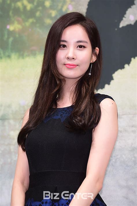 서현, born june 28, 1991), best known by her stage name, seohyun, is a. BZ포토 소녀시대 서현, 놀라운 공주님 미모 - 이투데이