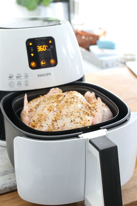 How long do you cook chicken breast in a fryer? How to Cook a Whole Chicken in an Air Fryer in 30 Minutes
