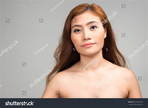 Стоковая фотография 334623560 Naked Asian Woman Shutterstock