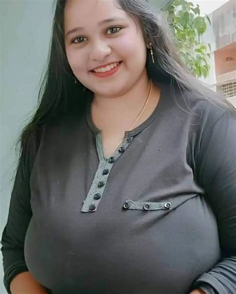 Indian Aunty Beautiful Women Over Bollywood Stars Desi Boobs Nude Plus Size Person Beauty