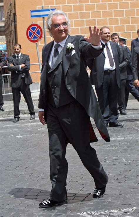 Staremo a vedere se dai i prossimi post o dichiarazioni dei diretti interessati si. Flavio Briatore y Elisabetta Gregoraci ya son marido y mujer