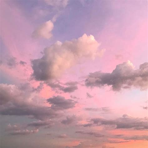 We've gathered more than 5 million images uploaded by our users and sorted them by the most popular ones. tumblr_p21z6ywZoA1rnqolfo1_1280.jpg (1080×1080) | Sky aesthetic, Pink sky, Clouds