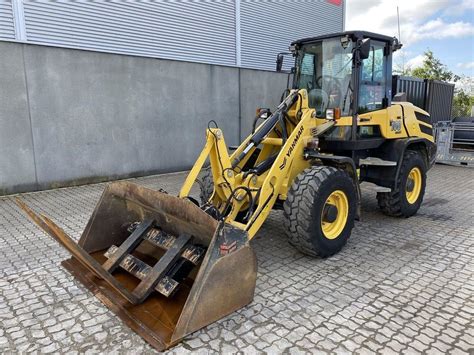 Yanmar V100 Wheel Loader