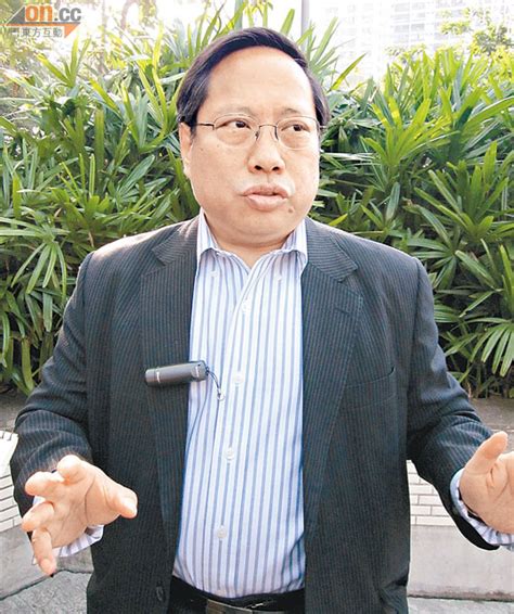 鍥而不舍，不等於盲目追求，何俊仁 依 然 鍥 而 不舍 追 求 普選，但不 是盲目追求。 探射燈：選特首 唐唐運程差 - 東方日報